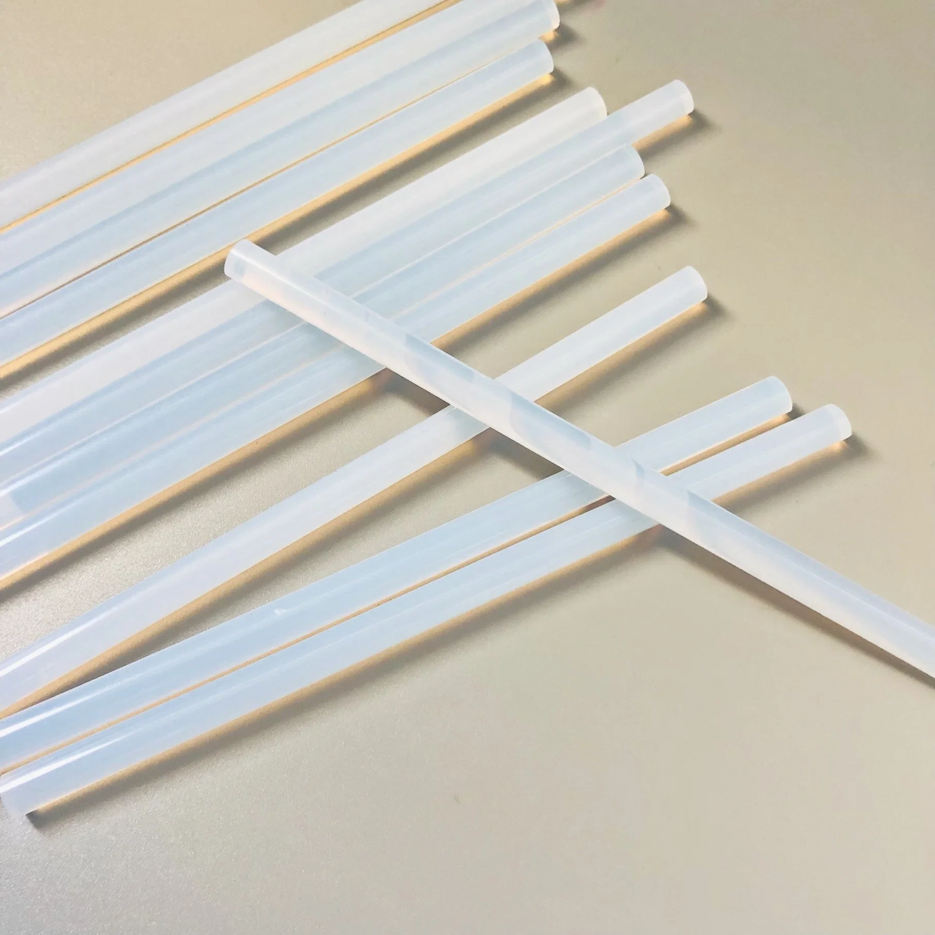 11 * 200mm Weiß Transparent Farbe Hot Melt Kleber Sticks für die Verpackung Und Schaumstoffverklebung