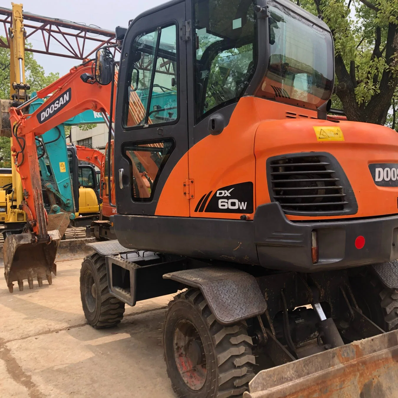 High quality/High cost performance  and Good Condition Doosan Dx60W Excavator Cheap Second Hand Doosan Dx60W in Lowest Price with High quality/High cost performance  Used Excavator