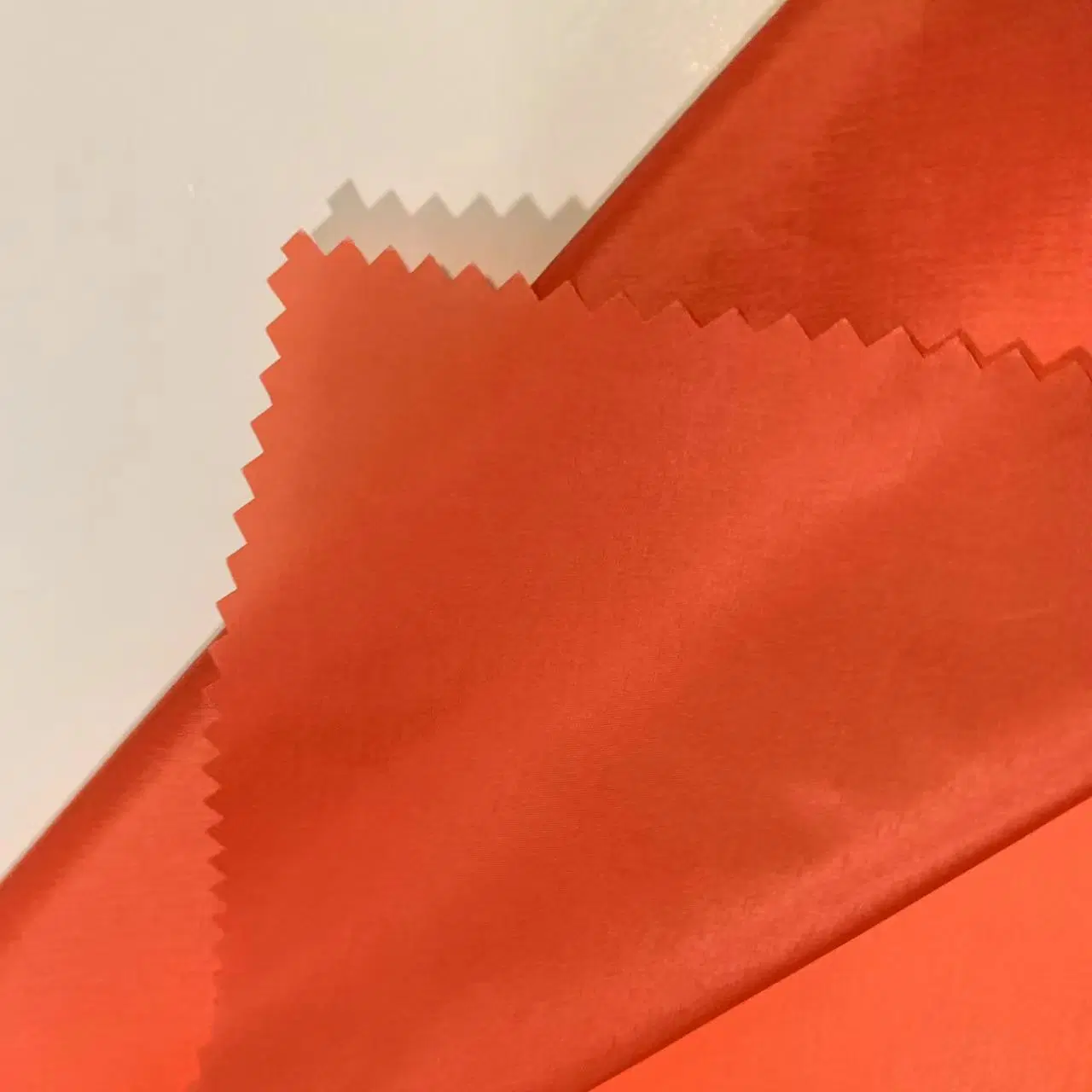 Waterproof Thin Glossy Twinkle 420t Down Proof Nylon Taffeta Fabric