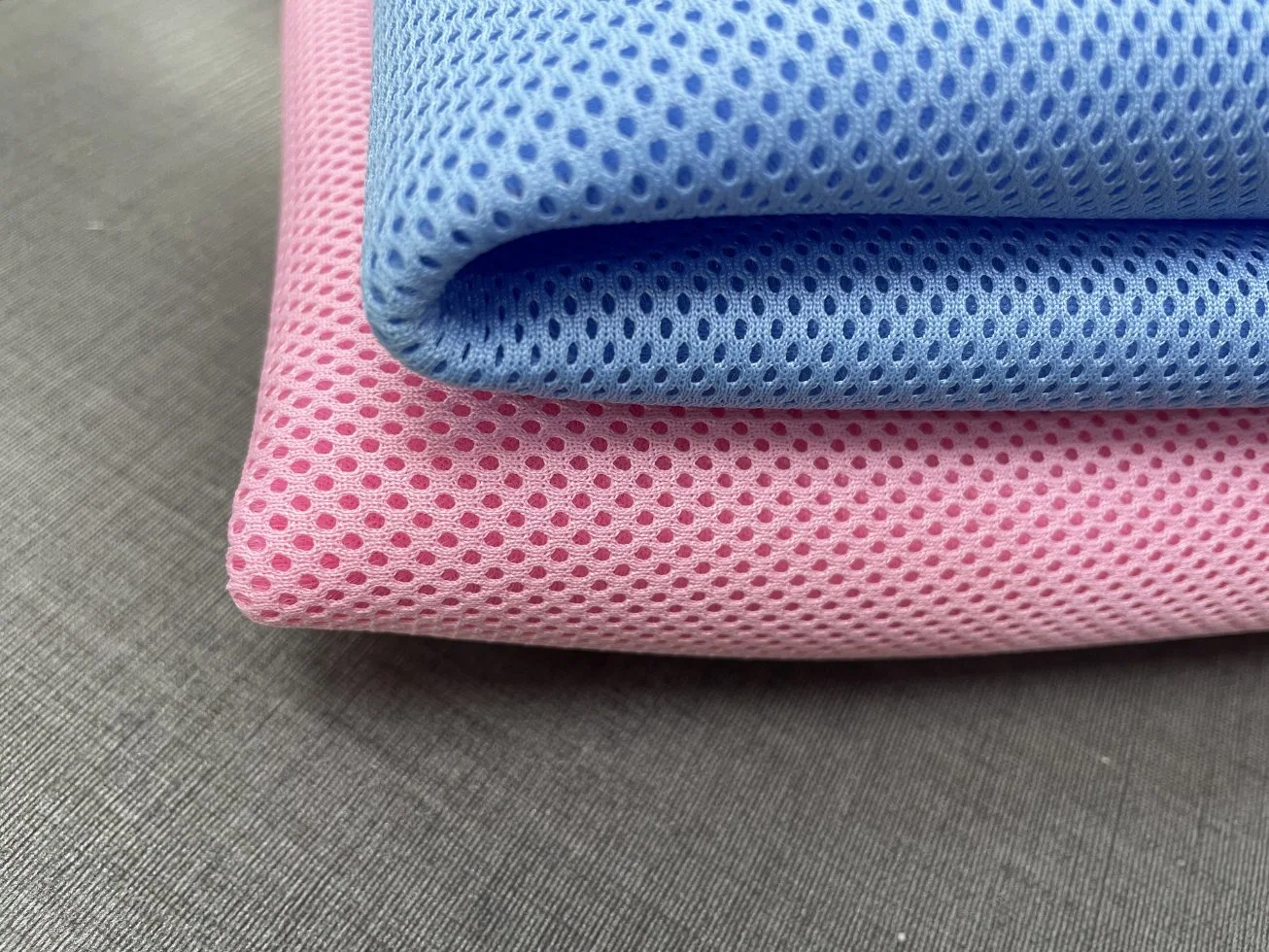 Tissu en maille d'air en polyester sandwich 3D doux pour chaise de bureau, siège de voiture et chaussures.