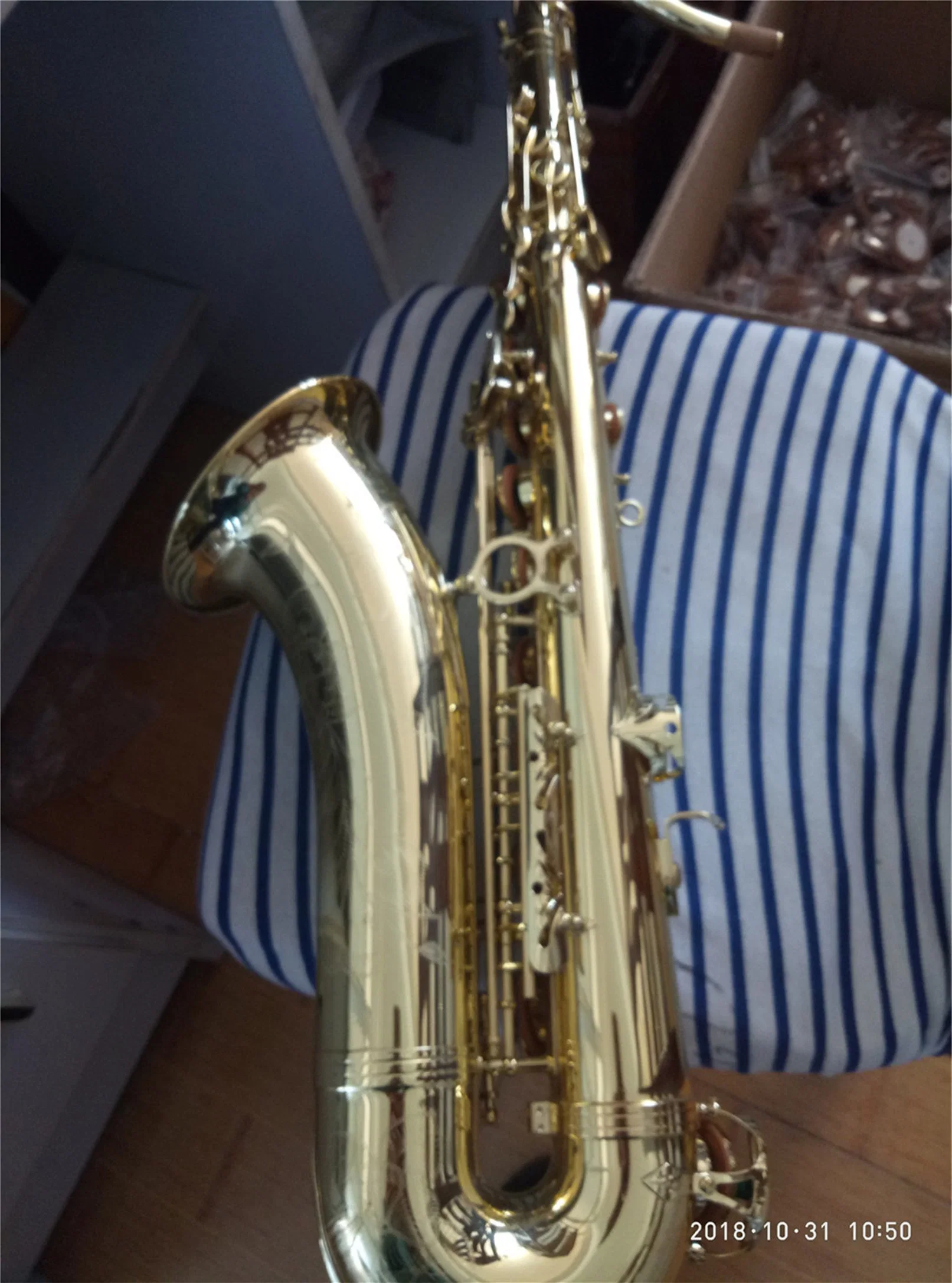 Wholesale/Supplier Tenor Saxophone OEM, Made in China