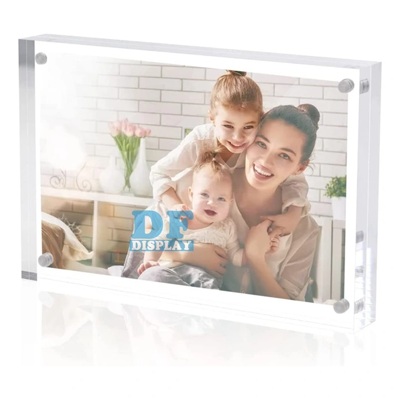 Cheap Products Acrylic Picture Frames Free Standing, Clear Crystal Double Side Magnets Picture Frame, Office Desktop Magnetic Lucite Photo Frame
