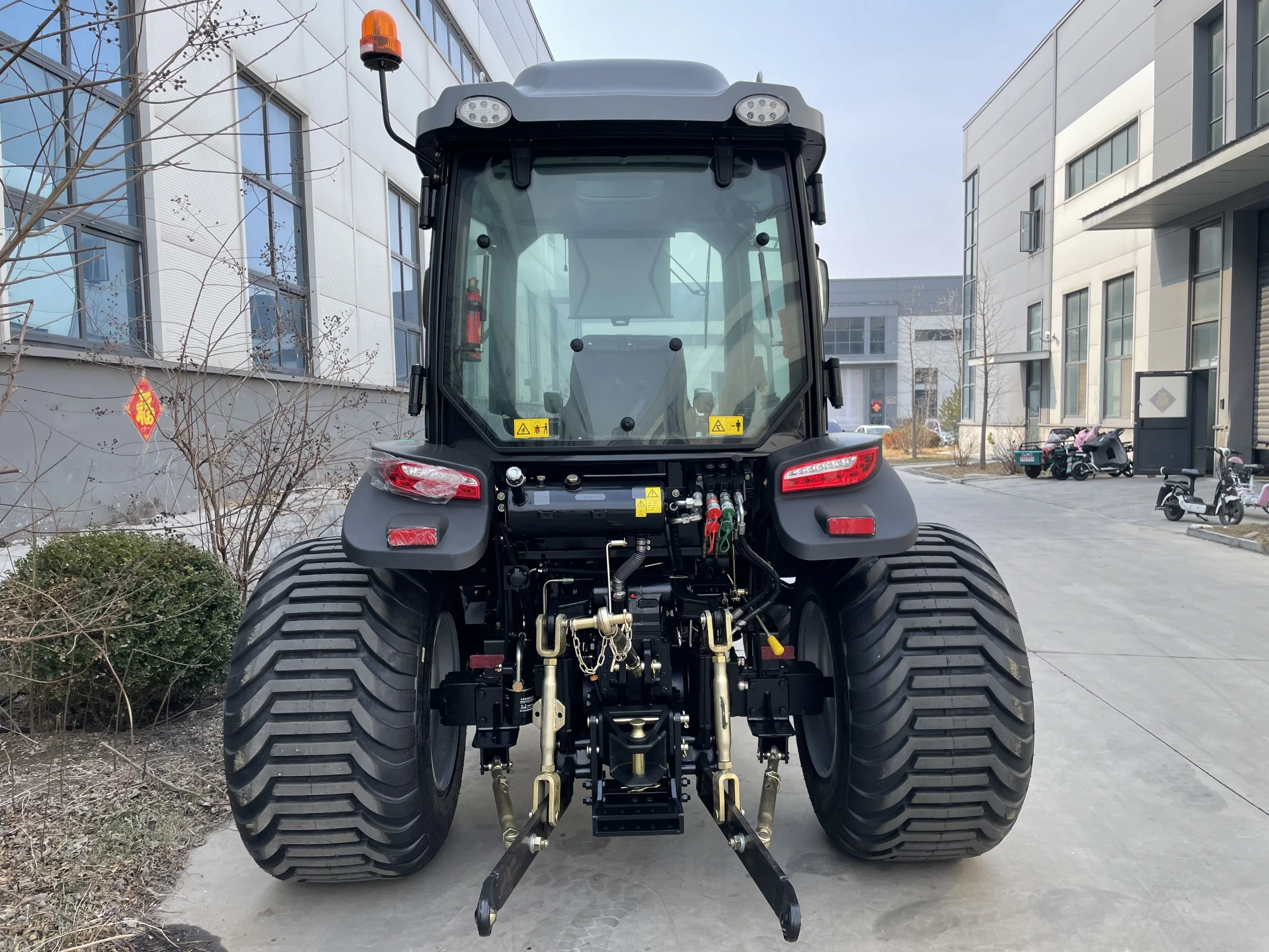 Cuatro ruedas de 100 CV Venta caliente Tractor Agrí cola de Alta Calidad Con Cabina de Aire Acondicionado