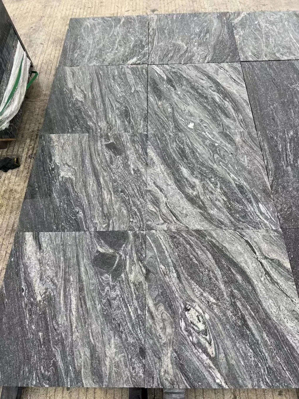 China Juparara Granite Tiles & Slabs, Floor & Wall