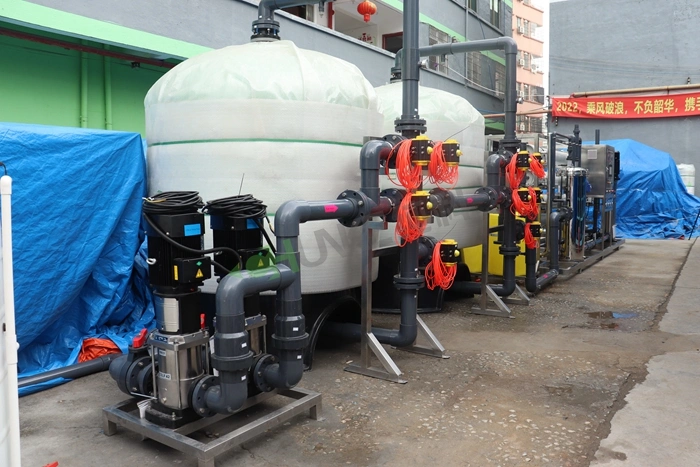 25t por hora de la planta de tratamiento de agua en contenedores Filtro de ósmosis inversa.