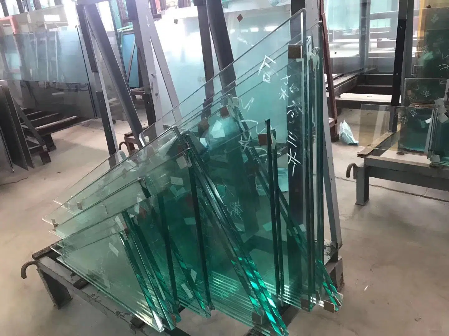 Flat/Curved/Clear/Colored Tempered Toughened Glass /Acid Etched / Frosted /Building /Construction Glass