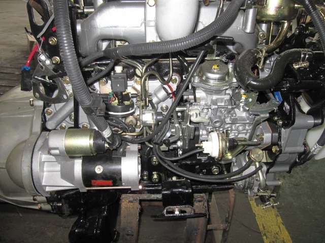 138HP Water-Cooled Nissan Vehicle Diesel Motor Boat Marine Engine (Qd32/QD32Ti)