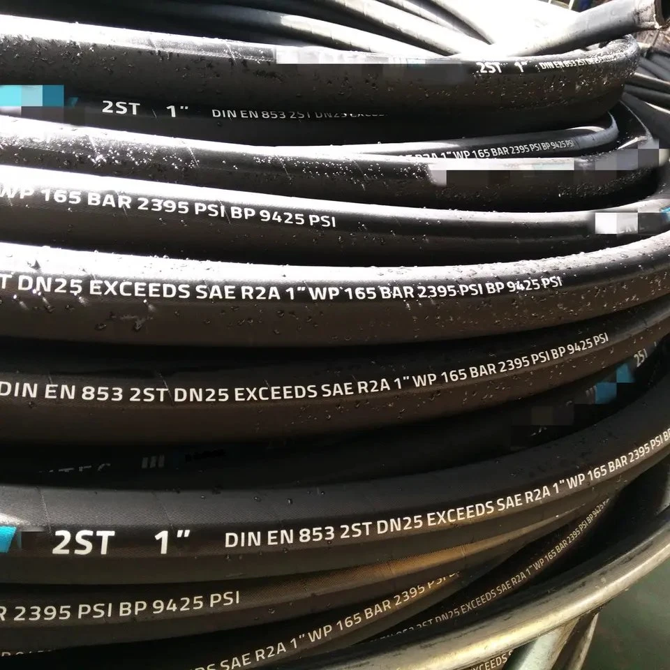 Hot Sell Low Price Top Quality Directly Factory High Pressure SAE /DIN Standard Hydraulic Rubber Hose Pipe