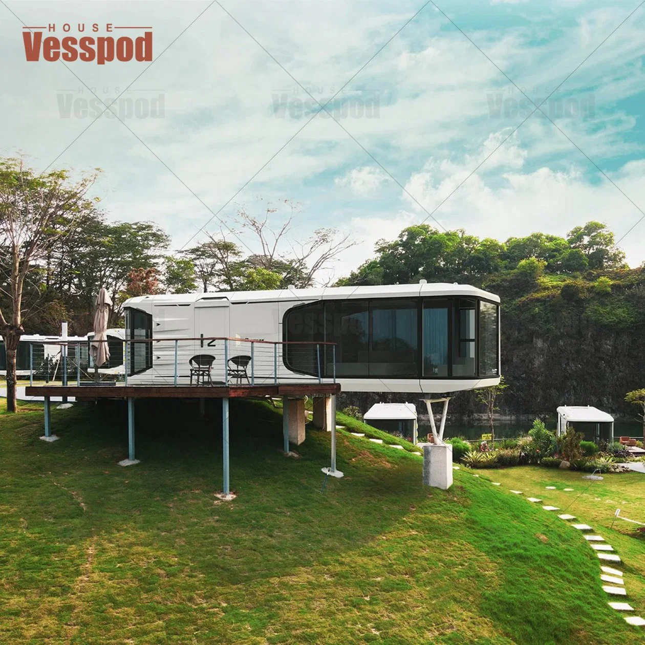 Aluminum Plate External Light Strips Glow Luxurious Container House Capsule House for Living with Balcony Hotel System