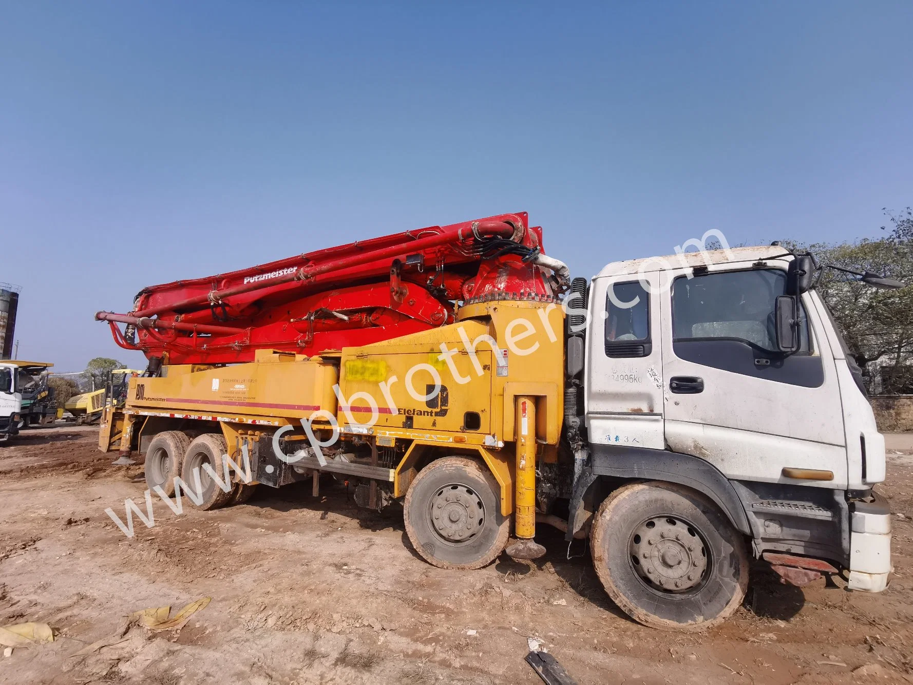 Putzmeister 46m monté sur camion pompe à béton monté sur camion entrepreneur