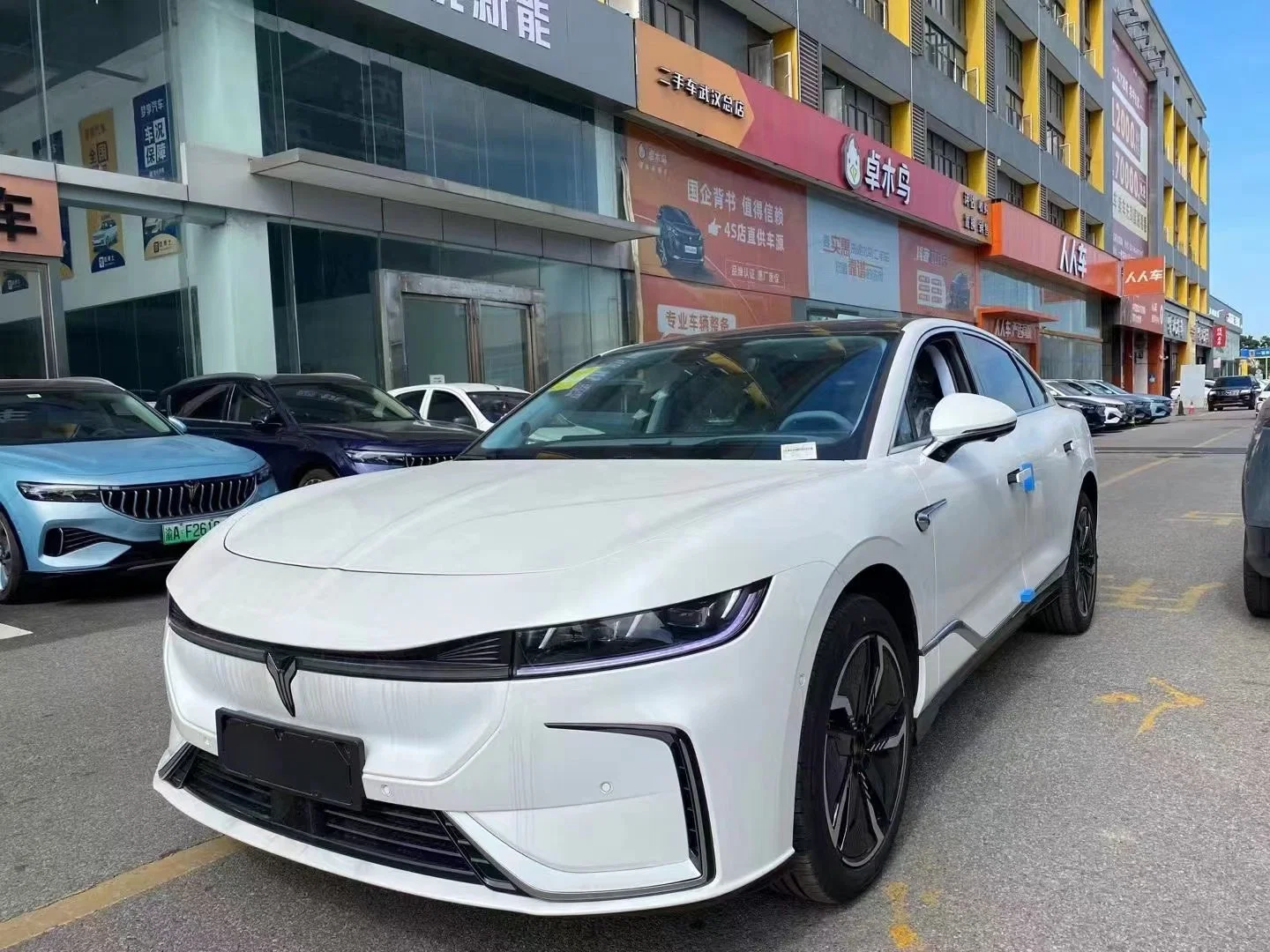 Voyah Zhuiguang 2023 Standard Edition EV Auto New Electric Car Die Billigste Großhandelspreis New Pure Electric Hot Car