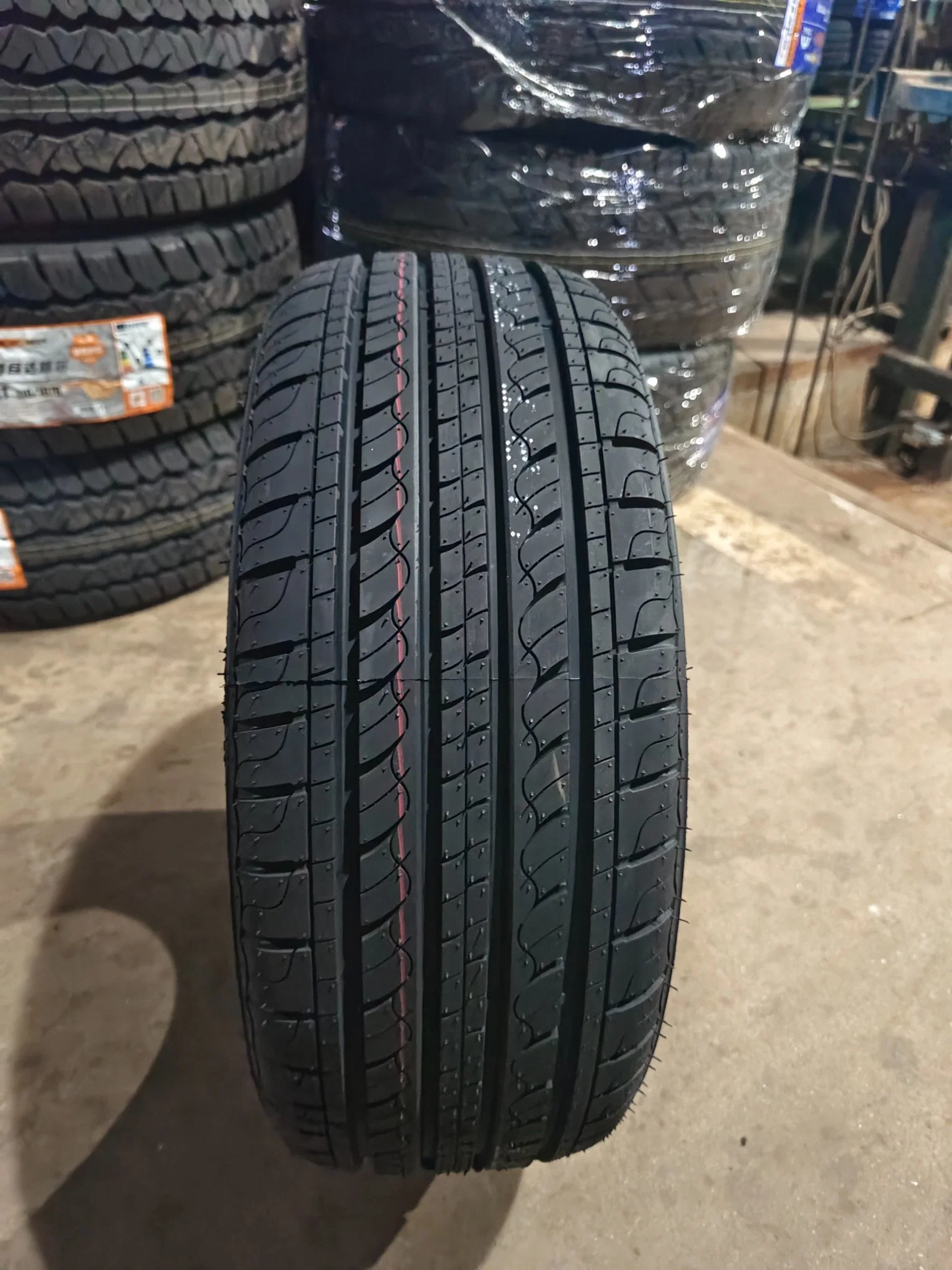 Durun Comfortable Passenger Car Tire Cheap Tyre with Best Quality a-One 195/50r15