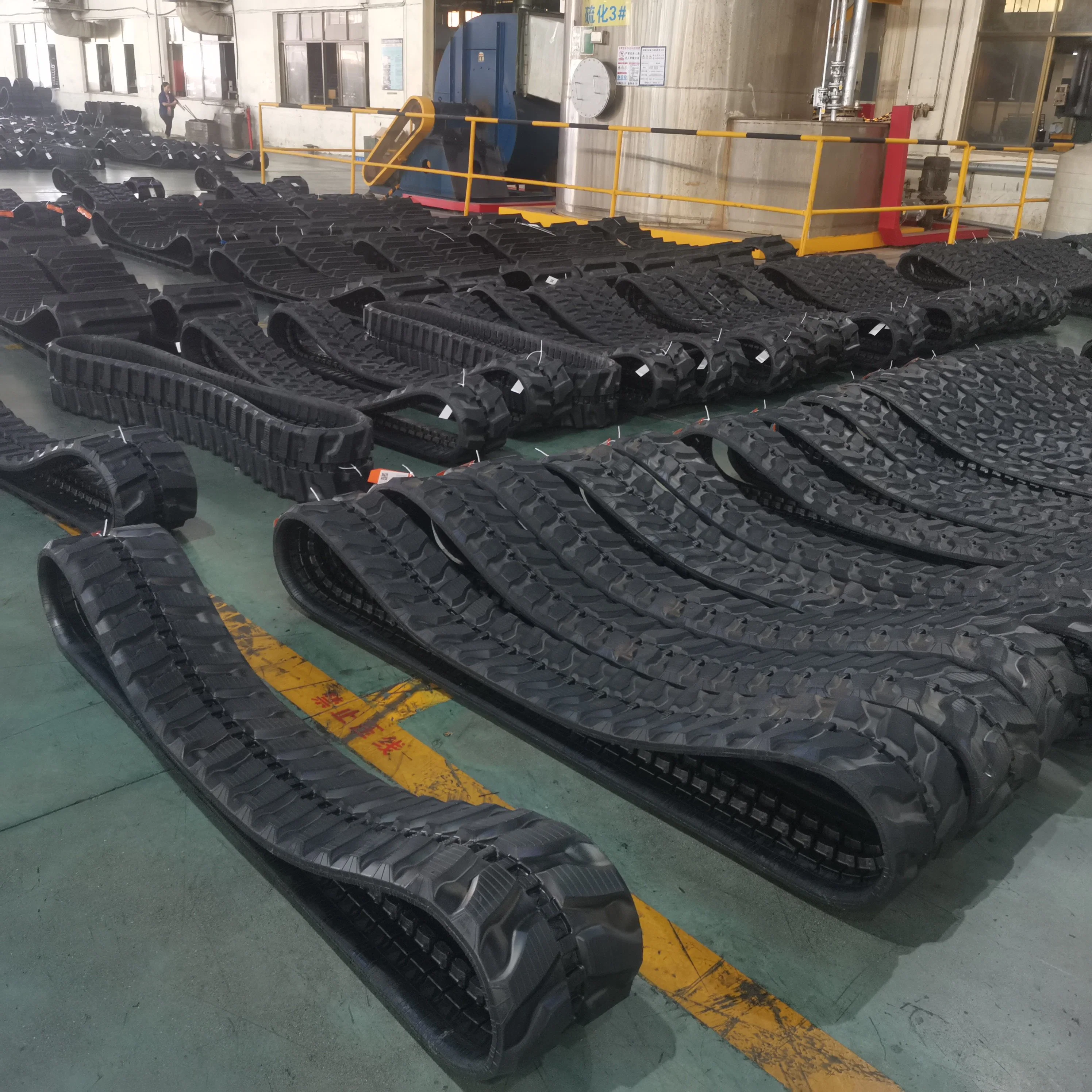 Construction Machinery Ningbo Factory Supplied Hydraulic Rubber Track Chassis Track Undercarriabe Crawler Track Agricultural Machine Track