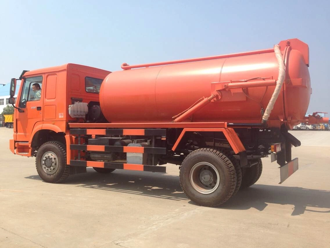 China Supplier HOWO 4X2 Left Right Hand Drive 10000L Vacuum Sewage Suction Tank Truck for Sale