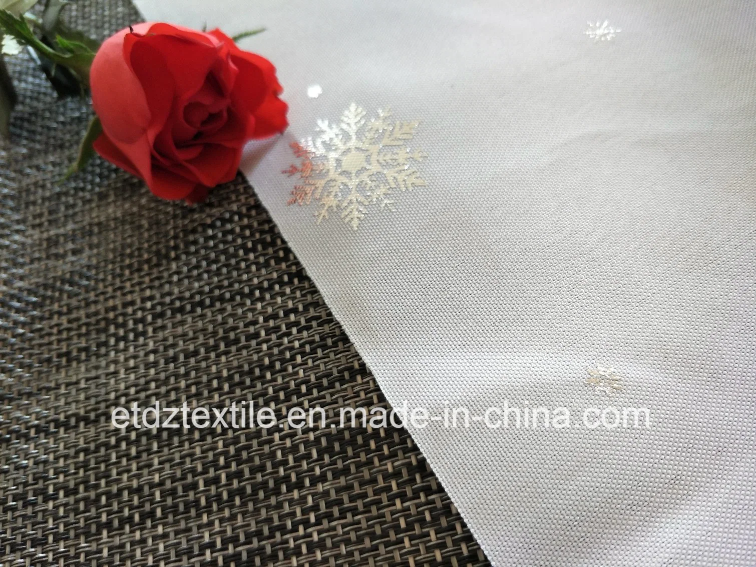 New Design Snow Patterns Table Cloth Fabric