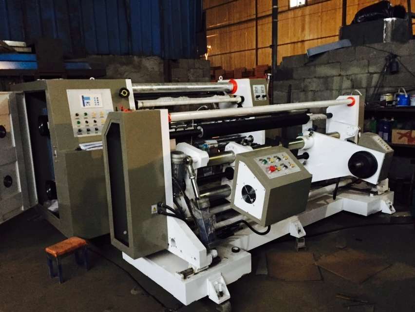 1575mm Tissue Paper Rewinding and Embossing Machine