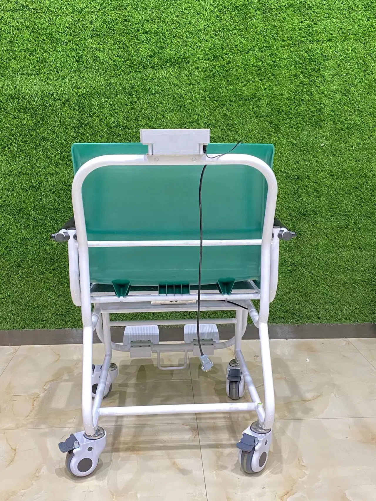 Báscula digital para silla de ruedas medición de peso en el hospital