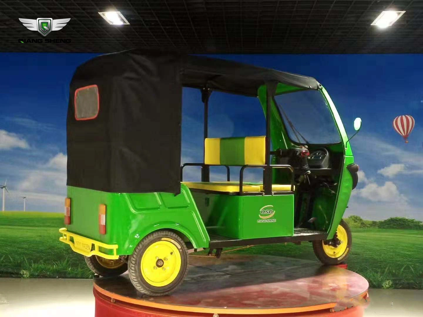 A energia verde três Wheeler GNV Auto Rickshaw adulto de triciclo Tuk Tuk 3 Motociclo de Roda