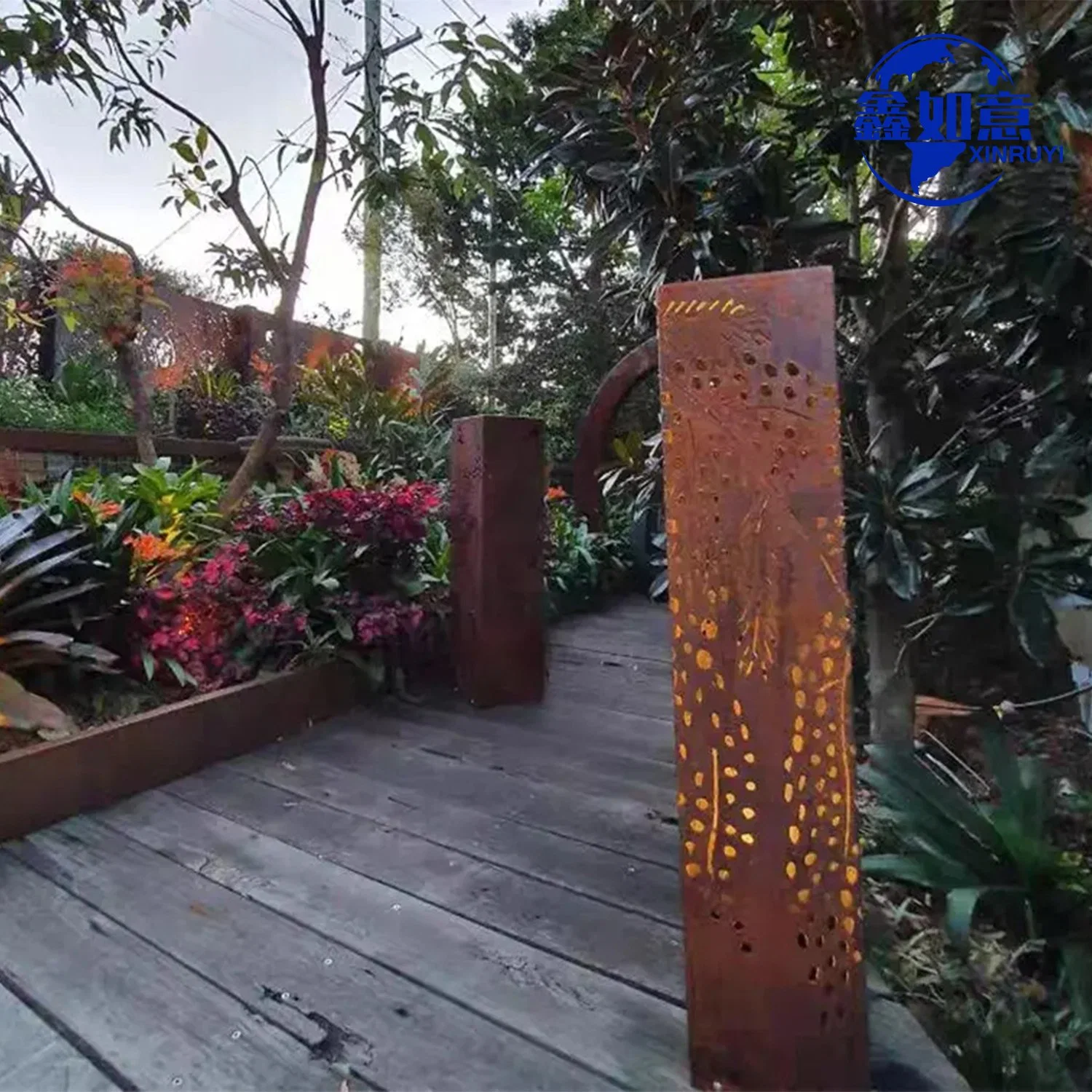 Borne lumineuse extérieure de jardin Corten Steel Standing Light Box