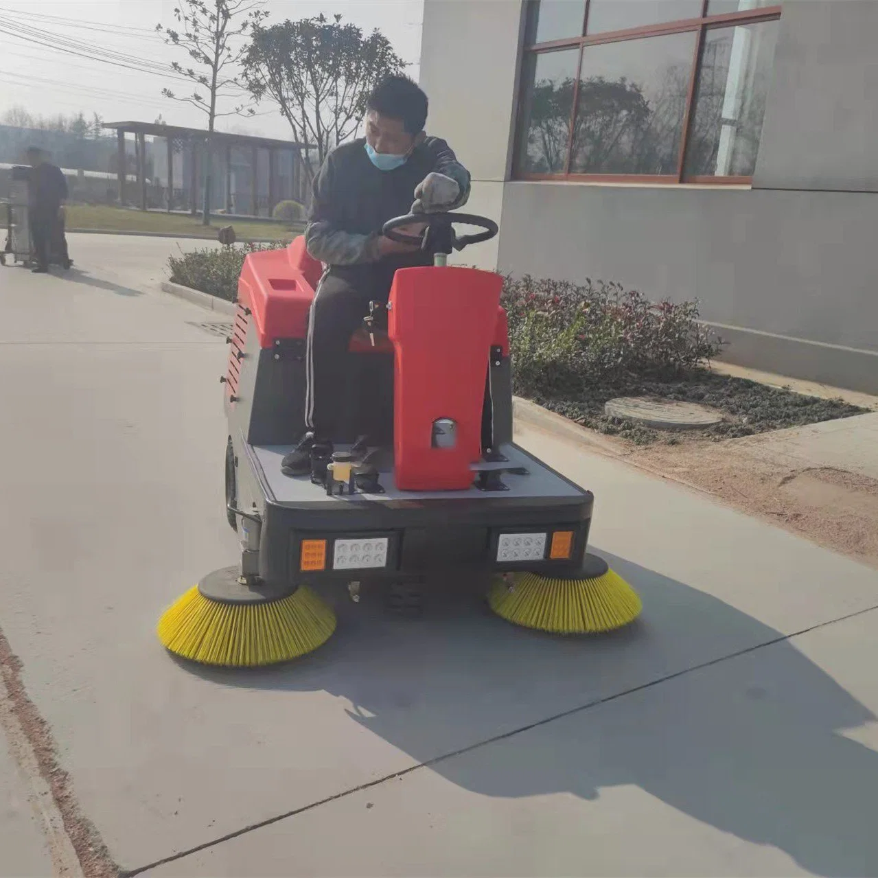 Uso comercial Maquina de Limpieza Industrial pequeña Sweeper Ride-On en Sri Lanka India