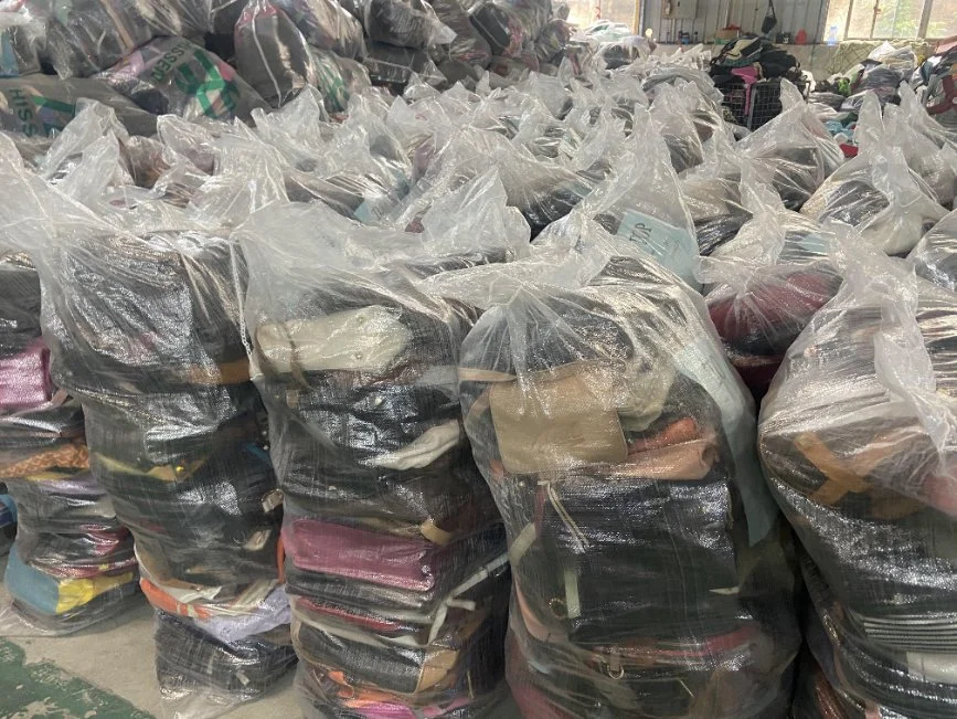 Factory Wholesale/Supplier A Grade High quality/High cost performance Leather Used Bags Bales Designer Bags Cheap Handbags Per Kilo 45kg From UK Ladies Mixed Second Hand Bags