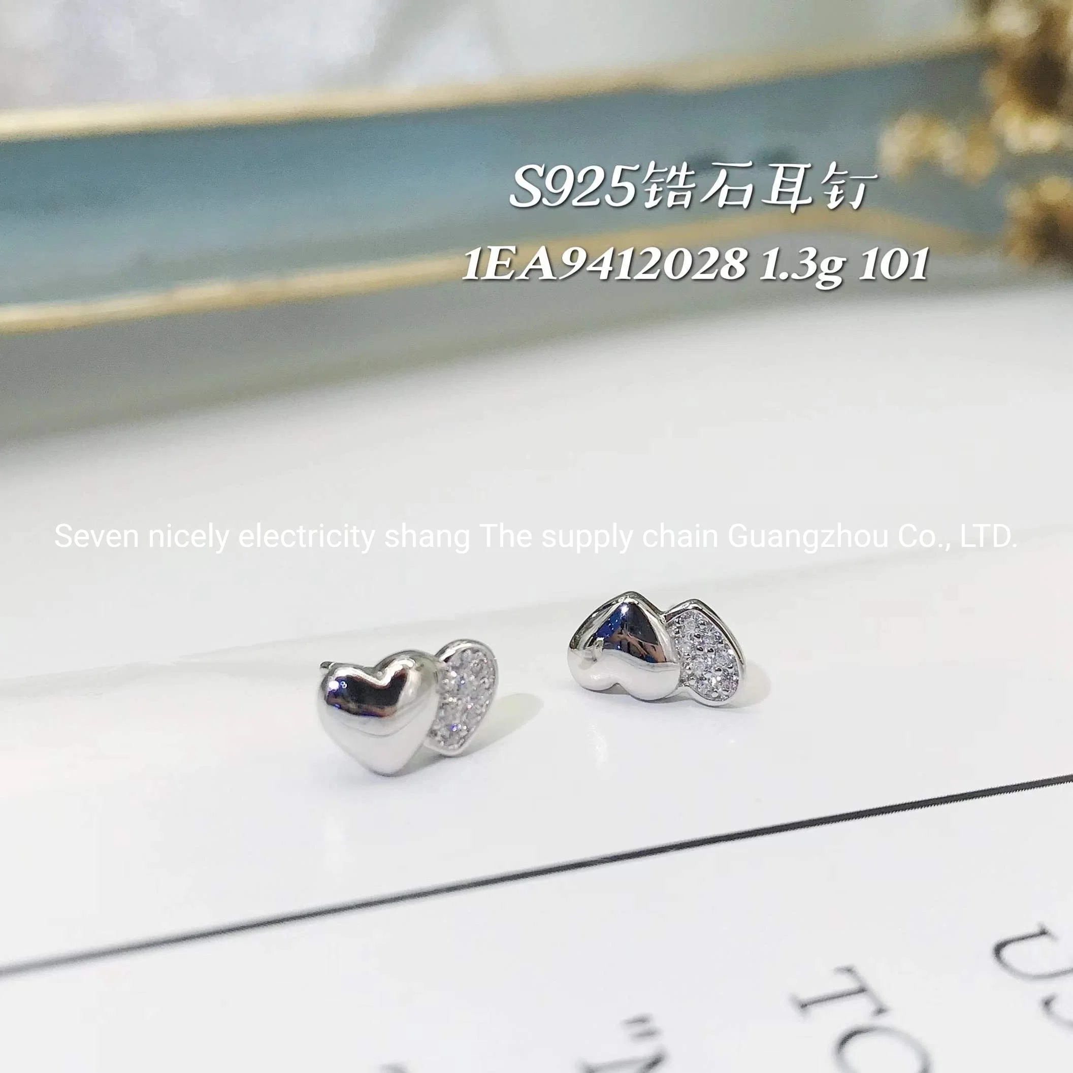 Fashion Accessories OEM ODM 925 Silver Earrings New Arrival Wholesale/Supplier Jewelry for Birthday Gift