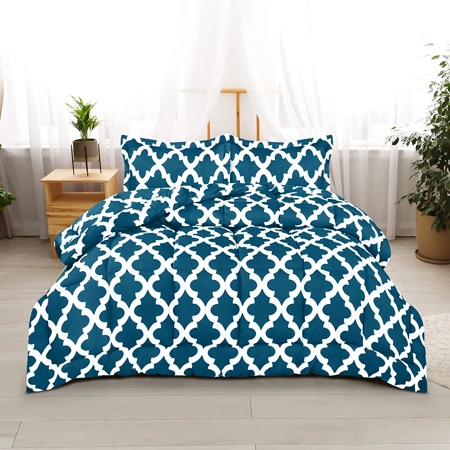 Bedding Twin Comforter Set Kids (Quatrefoil Teal) with 1 Pillow Sham - Bedding Comforter Sets - Down Alternative Comforter - Soft and Comfortable