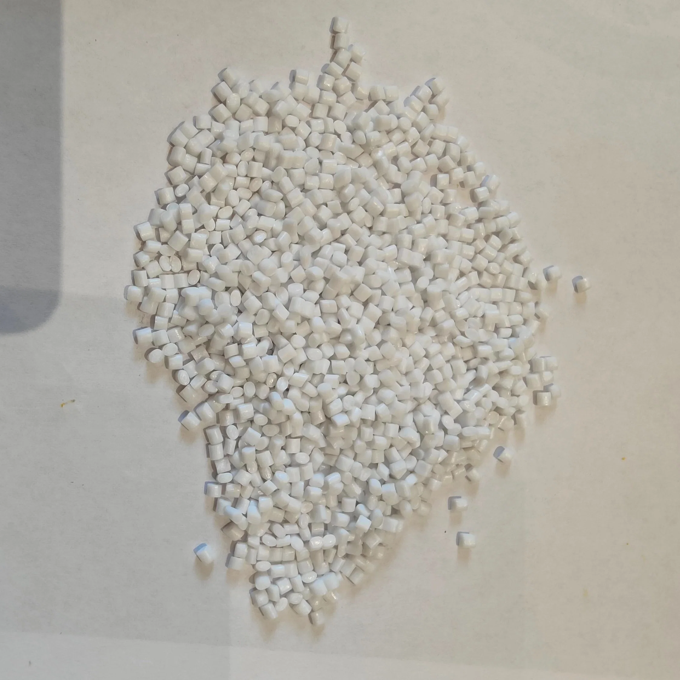 Polyethylene Terephthalate Plastic Granules Raw Material Resin / Fiber Grade Pet Resin Granules