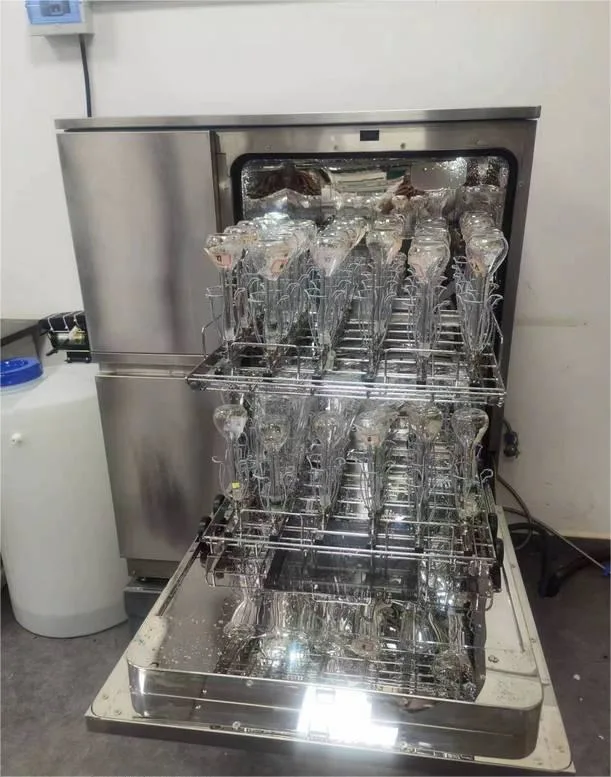 202L Selbstversorger Labor Glaswaren Waschen für die Reinigung eine Vielzahl von Laborglaserwaren mit in-situ-Trocknung