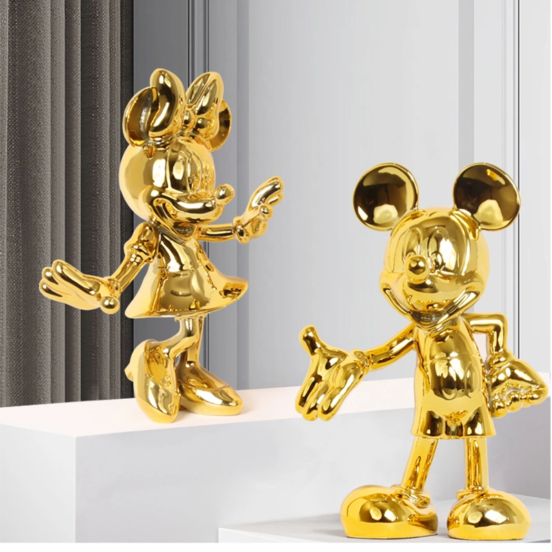 Hot Selling Plated Mickey Popular Art Design Resin Outdoor/Family/Party/Super Market Decoration Model