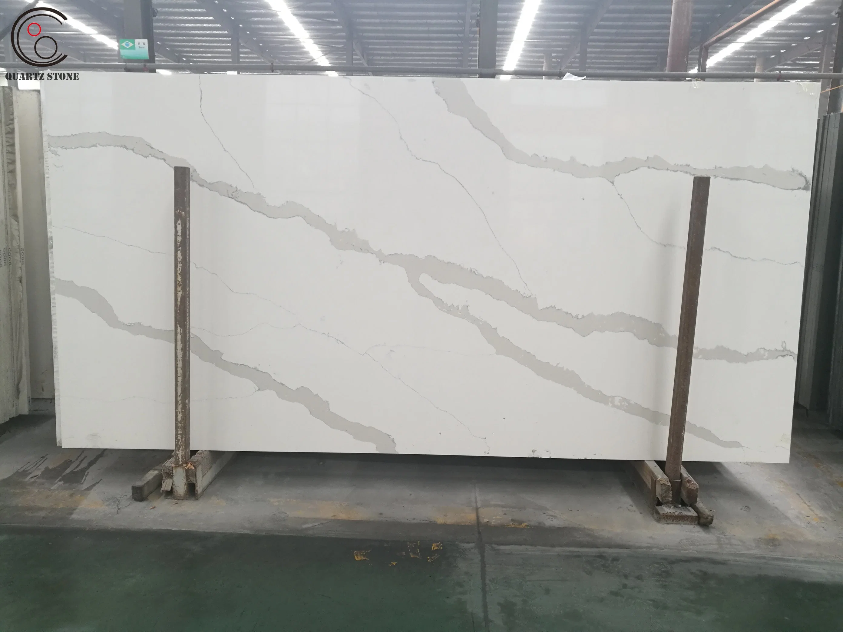 China Fornecedores Quartzo Artificial Branco Puro Preços Pedra slabs para bancadas