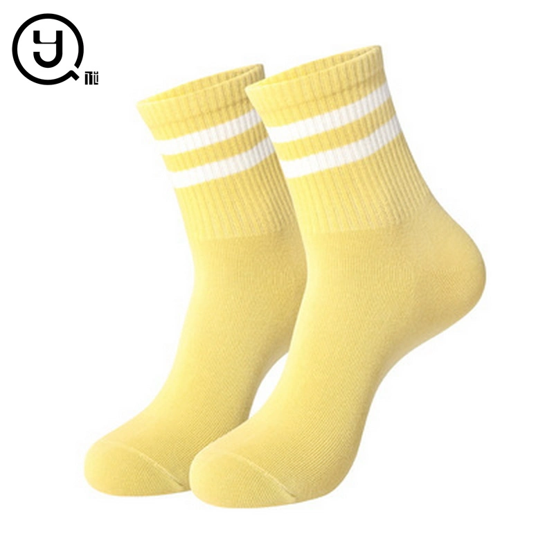 Unisex Novelty Printed Comfortable Fashion Skateboard Cotton Socks Wholesale/Supplier Street Socks