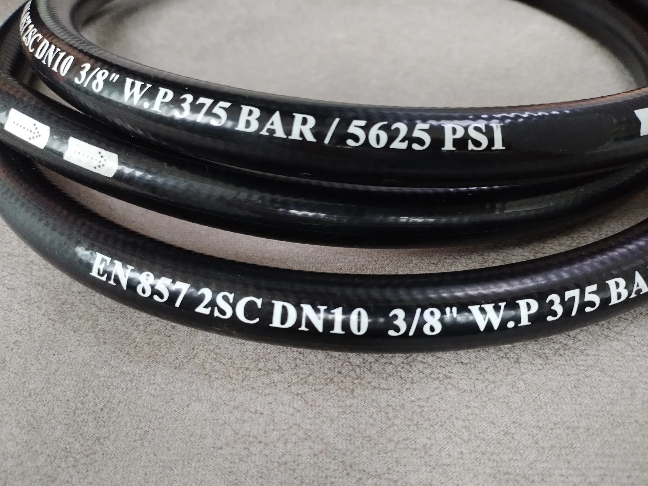 Wholesale/Supplier High Tensile High quality/High cost performance  DIN En 857 2sc Standard Rubber Hydraulic Hose