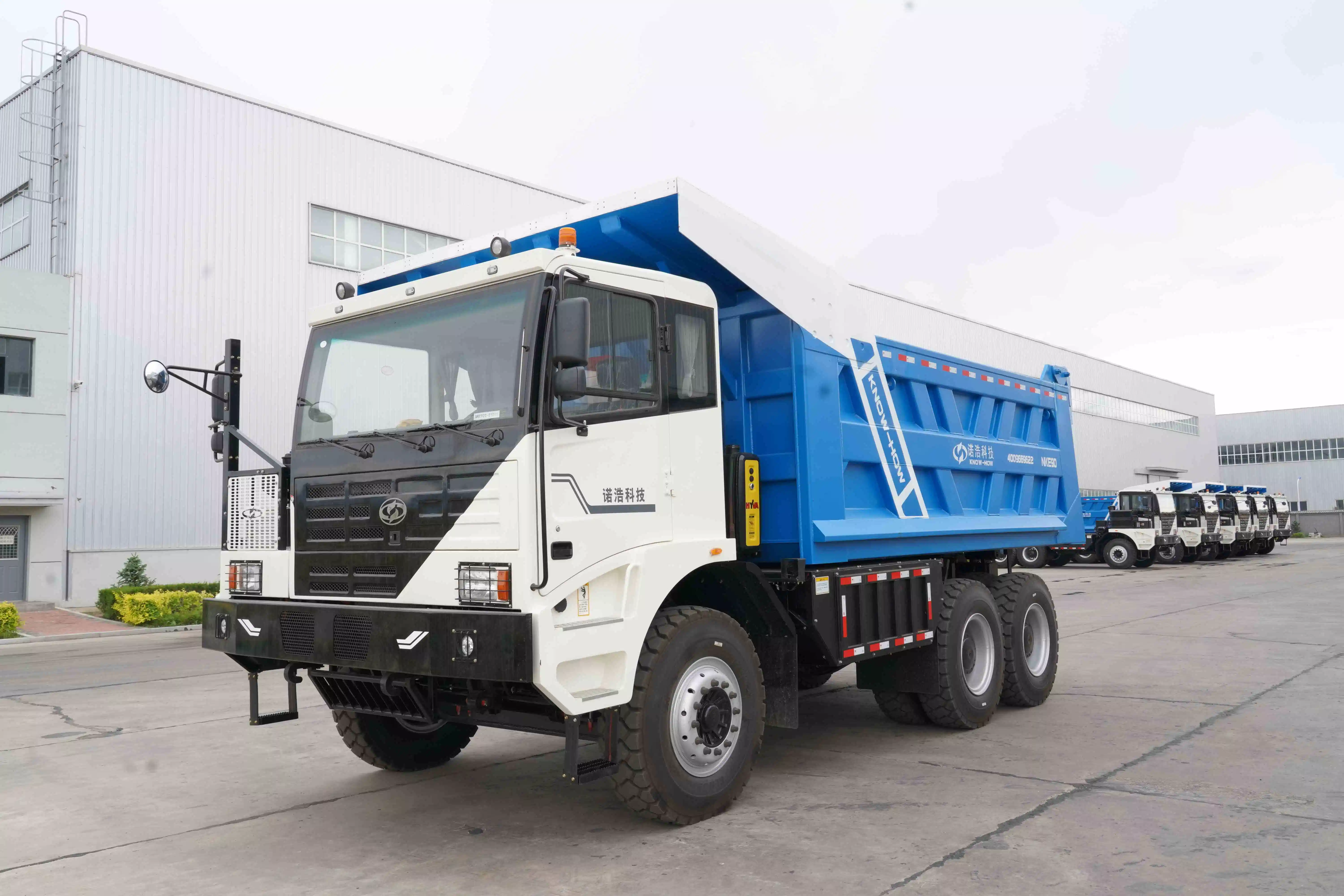 Nke90d4 Elektro-LKW-Kipper, 6X4 Räder 10 Rad, abriebfeste Reifen, Nennlast Gewicht 90 Tonnen, Elektrischer Dumper, Schwerer Lkw, Lastenauflieger Links Ruder Truck