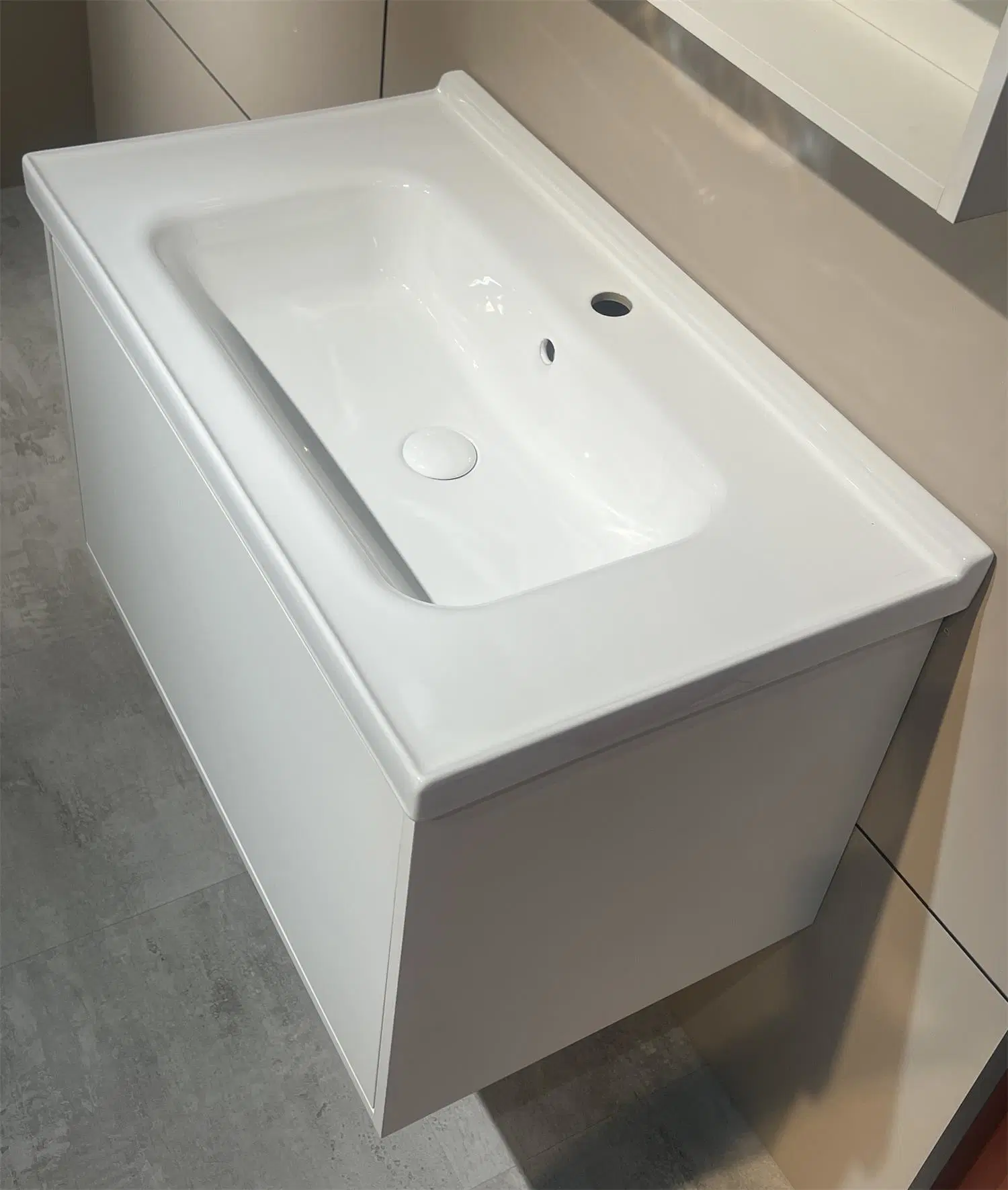 Hot Selling Luxury White Wall Mounted Floating Plywood Bathroom Furniture Sink Cabinet Vanities