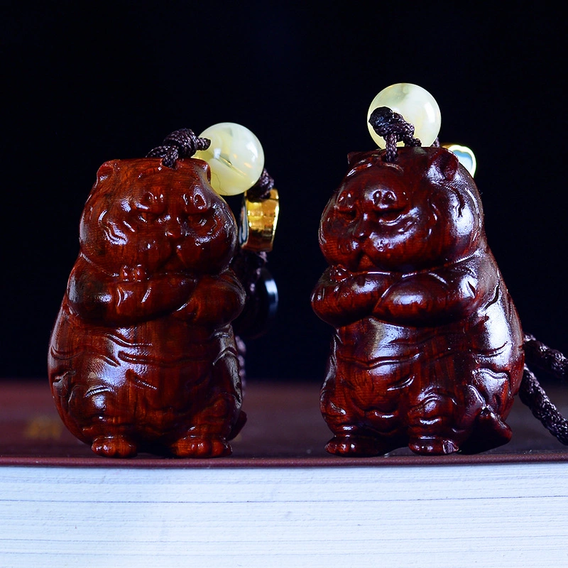 Red Sandalwood Carved Small Tiger Keychain Decorations for Car Decoration