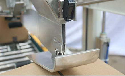 Automatic Carton Sealing Tape Machine in Production Line