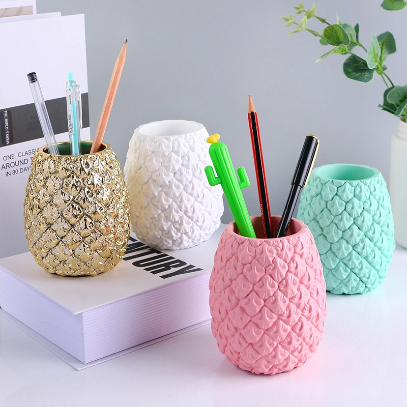 Colorful Resin Pineapple Shape Pen Holder Makeup Brush Cup Holder Pen Holder for Office