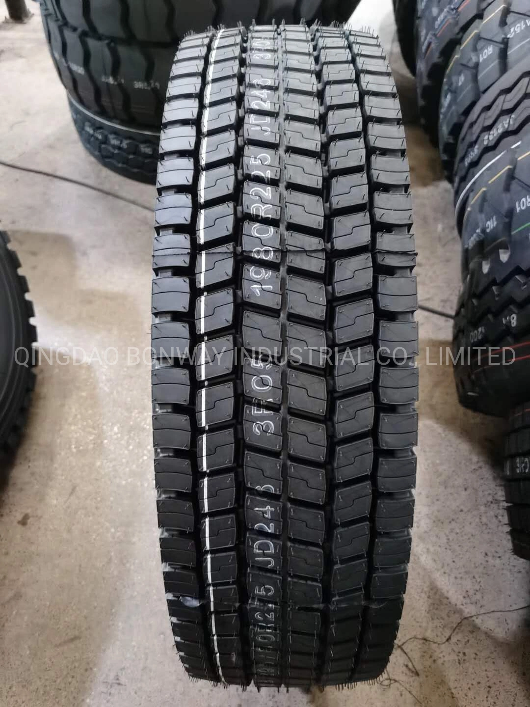 Chinese Factory Cheap All Steel Radial Truck Tyres TBR Tires Yellowsea/ Safeking Brand 13r22.5 295/80r22.5 315/80r22.5 385/65r22.5