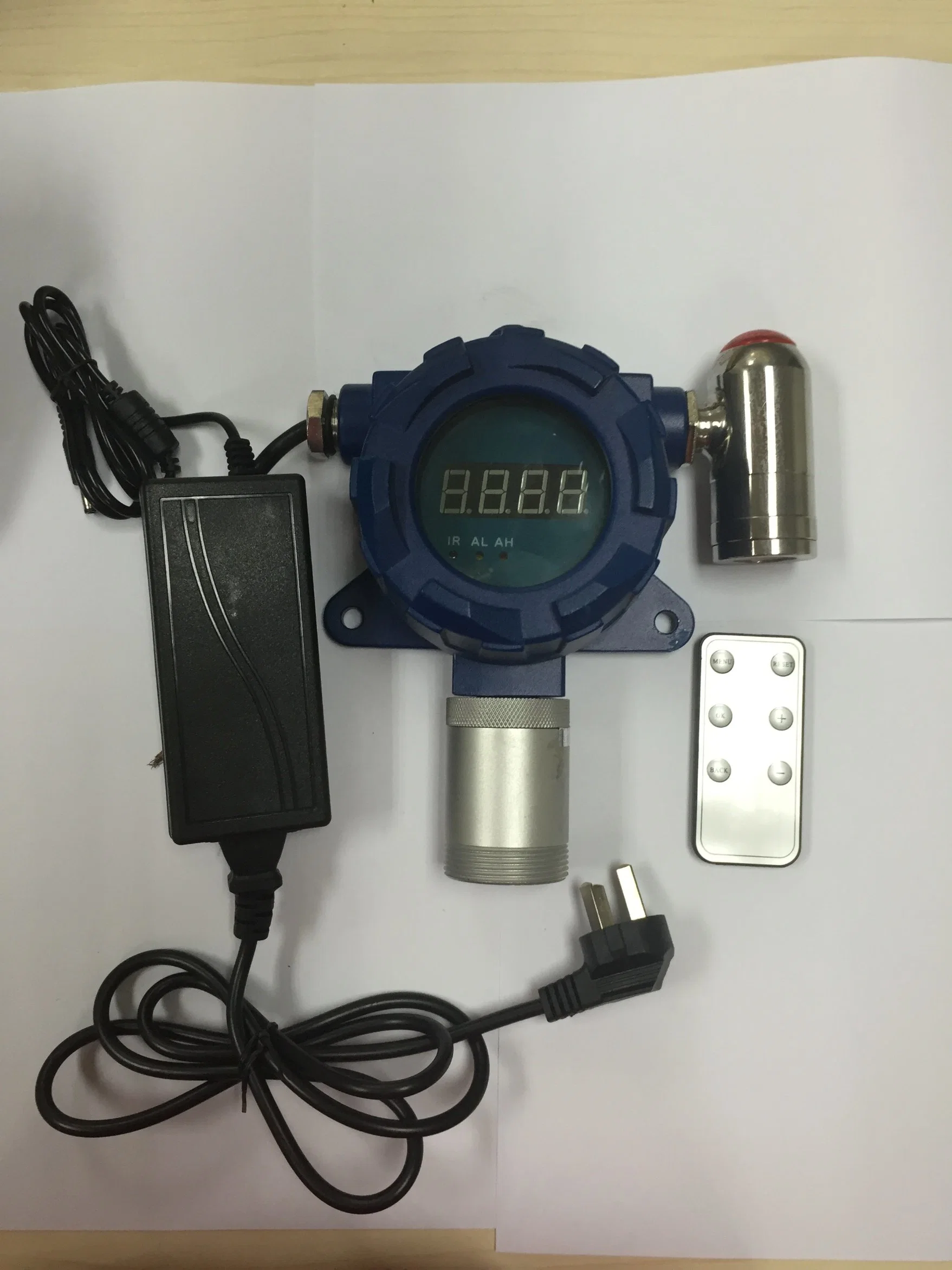 Yt-95h-a Toxic Gas Monitoring System with Display and Alarm Light