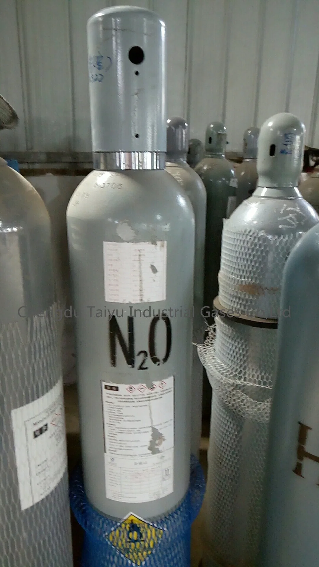 China Factory Export Manufacture Industrial & Medical Grade N2o Gas Laughing Gas Nitrous Oxide