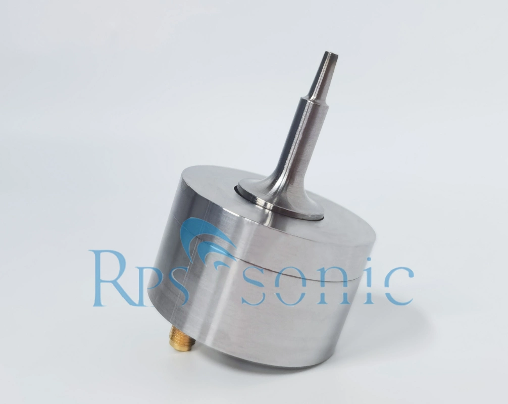 Ultrasonic Spray Nozzle for Uniform Dispersion