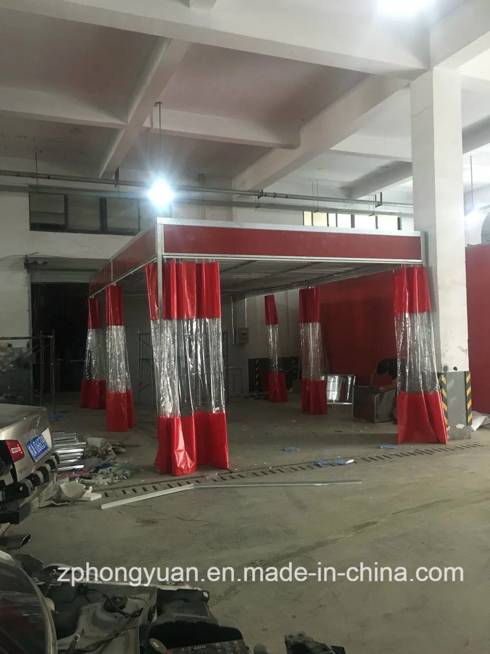 Hongyuan Car Paint Prep Station/Repair Tools for Car Care with Paint Spray Booth and Car Lift