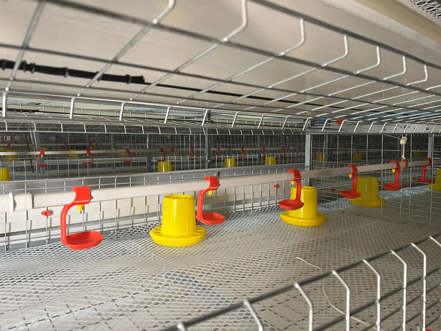 Precio barato Ganadería Maquinaria aves de corral Equipo agrícola 3-4 Tiers Cages Para Broiler