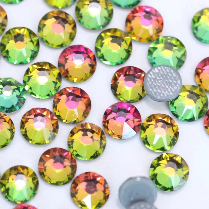 La meilleure qualité Multicolor chatoiement de couleurs 2088 Glass Hot Fix Rhinestone 8 Big 8 Petit fer à repasser sur Hotfix Strass