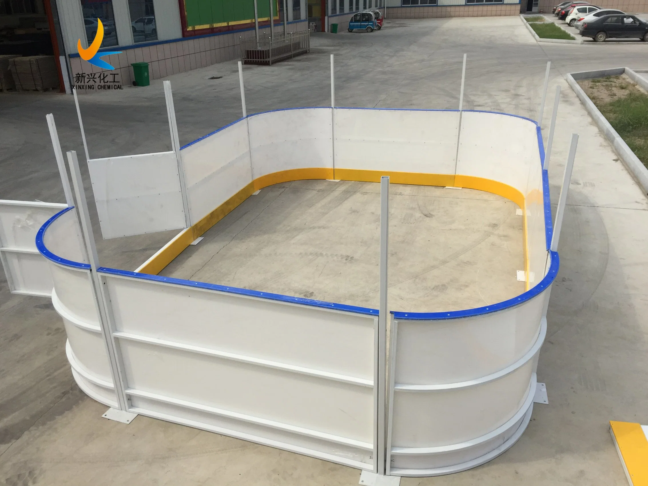 Professionally Customize Ice Hockey Wall Aluminium/Steel Frame UV Polyethylene