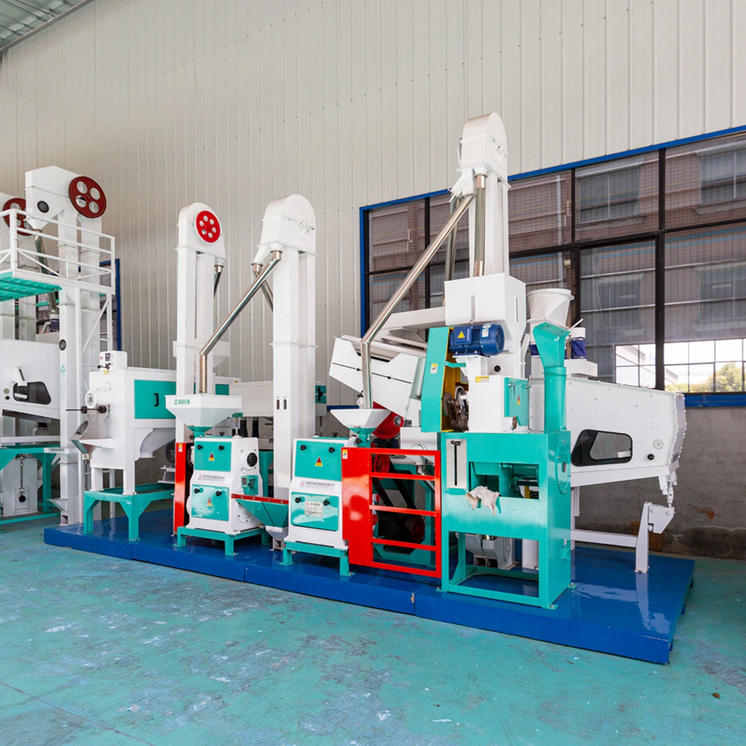 Vertical First Xiangliang Brand Processing Plant Complete Rice Mill Machine