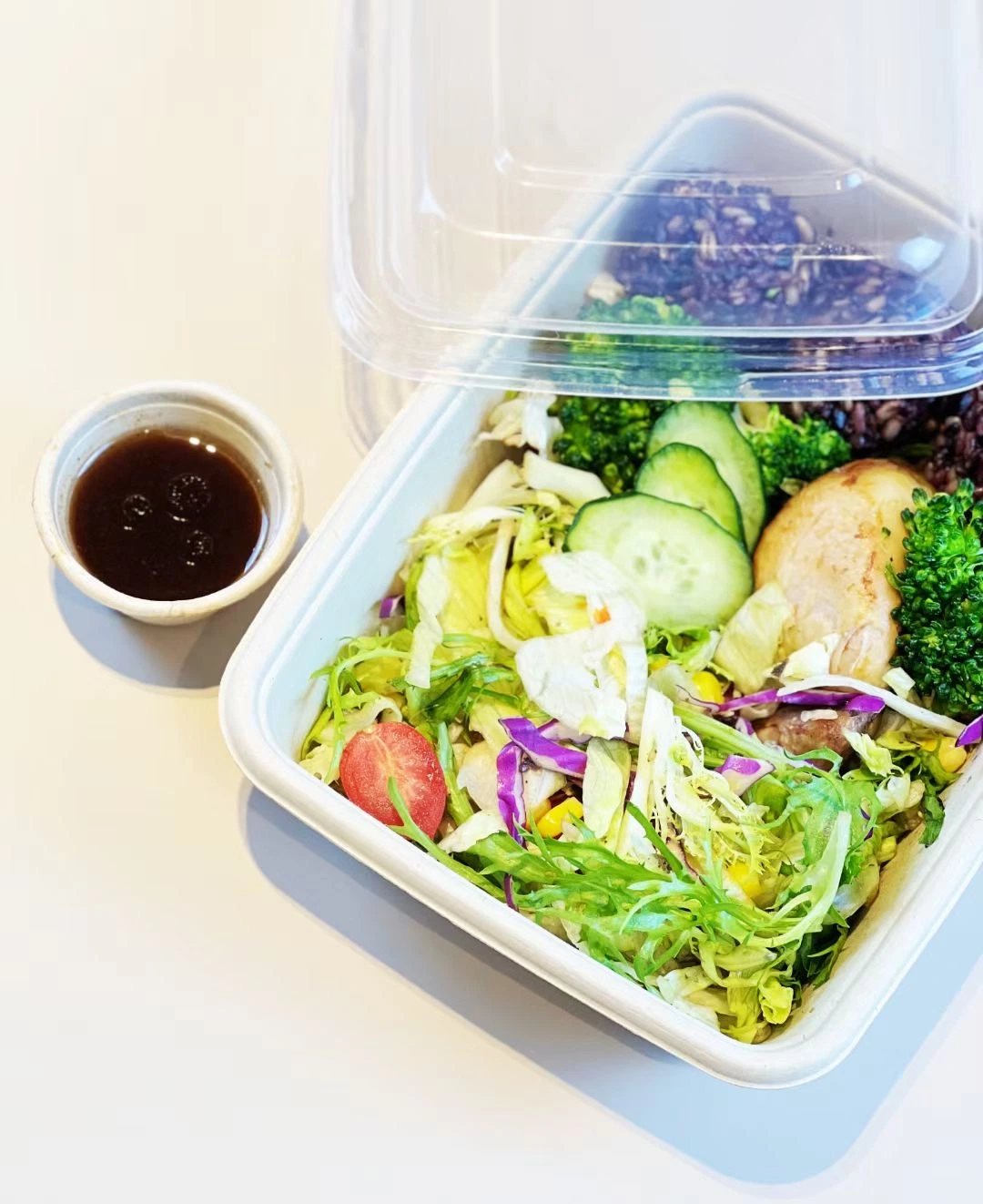 100% Biodegradable Compostable Disposable Bagasse Sugarcane Bamboo Pulp Takeaway Lunch Tray Salad Box