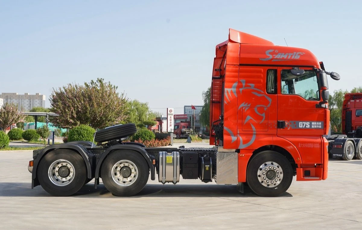 Nouveau camion lourd Sitrak G7s fabriqué en Chine Meilleure vente, conduite 6X4, LNG automatique, camions tracteurs Sitrak G7s à dix roues.