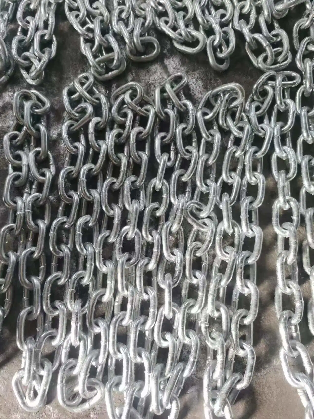 30 Years Chain Factory G80 Lashing Chain Hot DIP Galvanized 13*82/13*80/14*80mm 20mn2 Container Lashing, Port Dock Cargo Transport